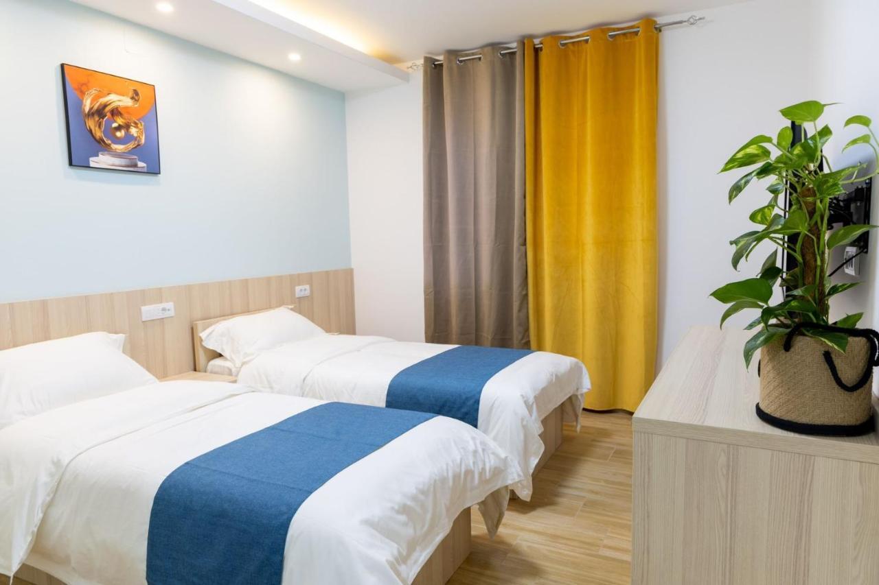 Home In Superior如家 Surcin Ngoại thất bức ảnh