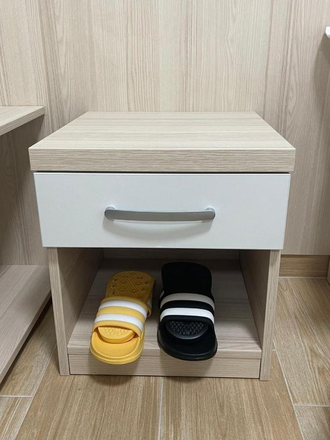Home In Superior如家 Surcin Ngoại thất bức ảnh