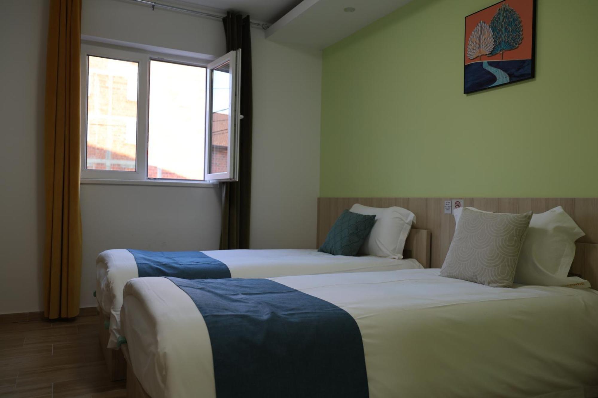 Home In Superior如家 Surcin Ngoại thất bức ảnh