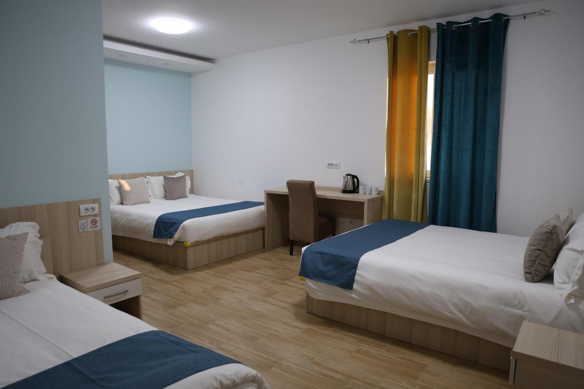 Home In Superior如家 Surcin Ngoại thất bức ảnh